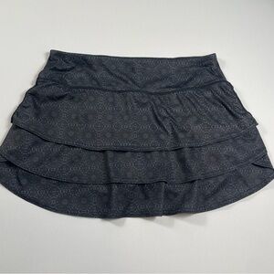 Athleta Ruffle Active Skort Black Geometric Print Medium Athleisure Activewear